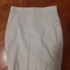 Babaton Pencil skirt. Light Mint green color. Size 2. Aritzia